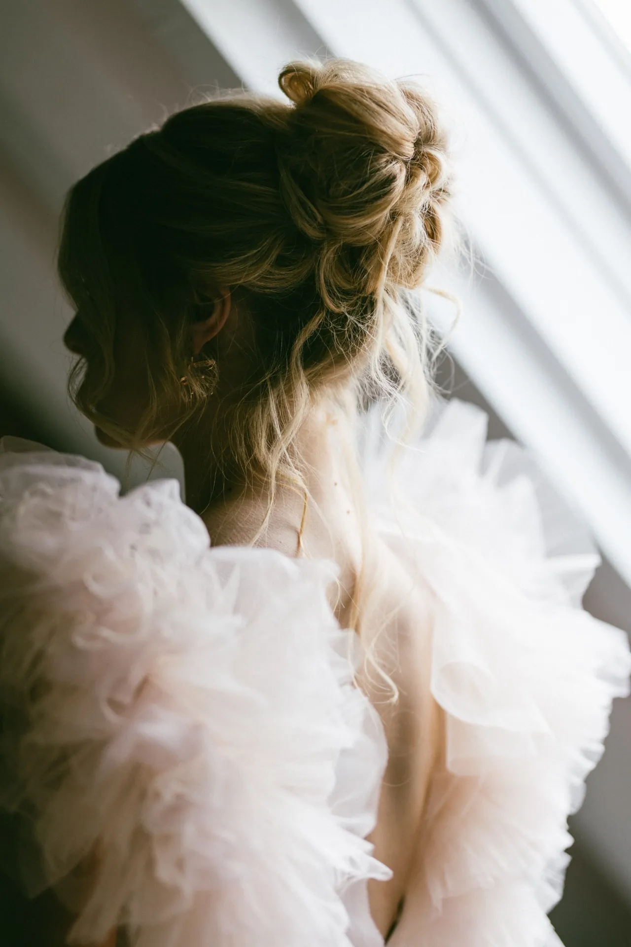 Bridal hair and makeup look created by a Jodie Elleanor School student 9